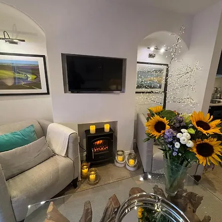 Voyagers View - Luxury With Coastal Views And Garden *