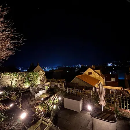 Σπίτι διακοπών Voyagers View - Luxury With Coastal Views And Garden Γουίτμπι